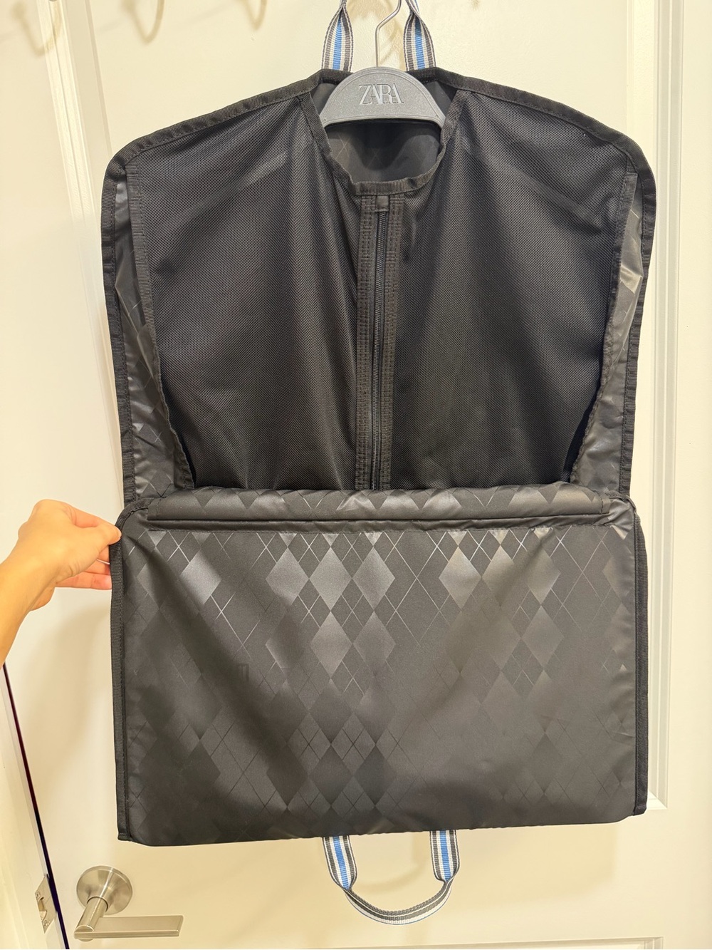 Hartmann Herringbone Hanging Garment Bag Travel Suit Carrier Black